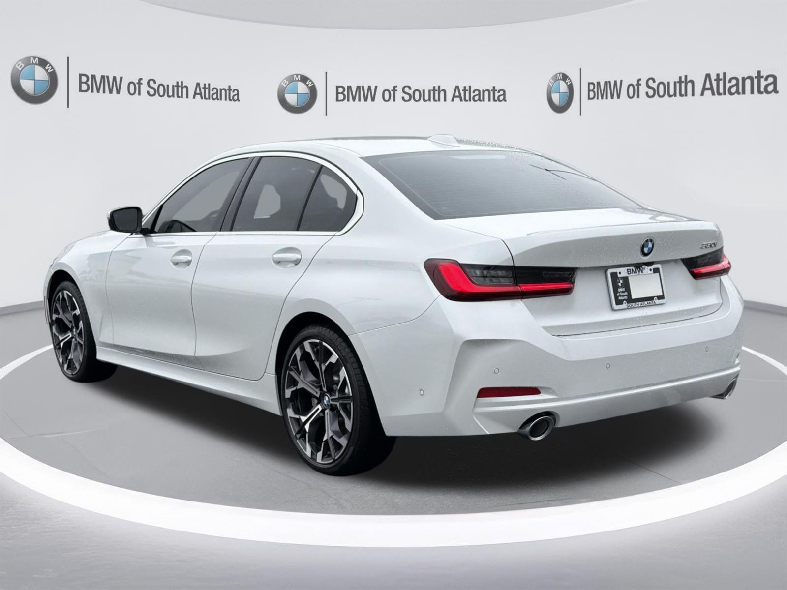 Certified 2026 BMW 330i Sedan w/ Premium Package RWD image 24