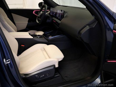 Certified 2025 BMW X3 xDrive30 AWD/4WD image 36