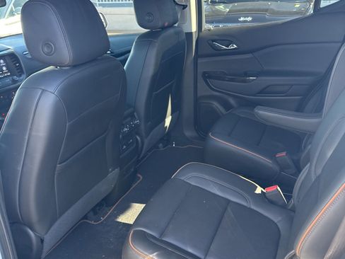 Used 2023 GMC Acadia AT4 w/ Technology Package image 7