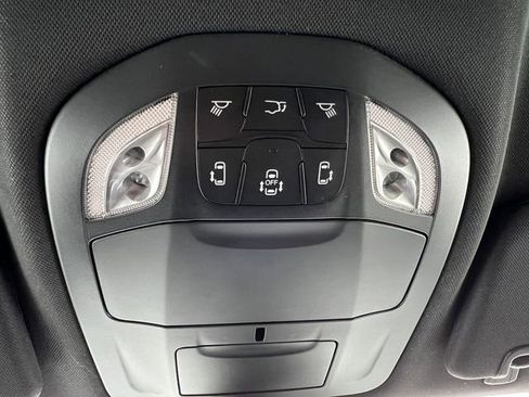 New 2026 Chrysler Pacifica Select w/ S Appearance Package image 29