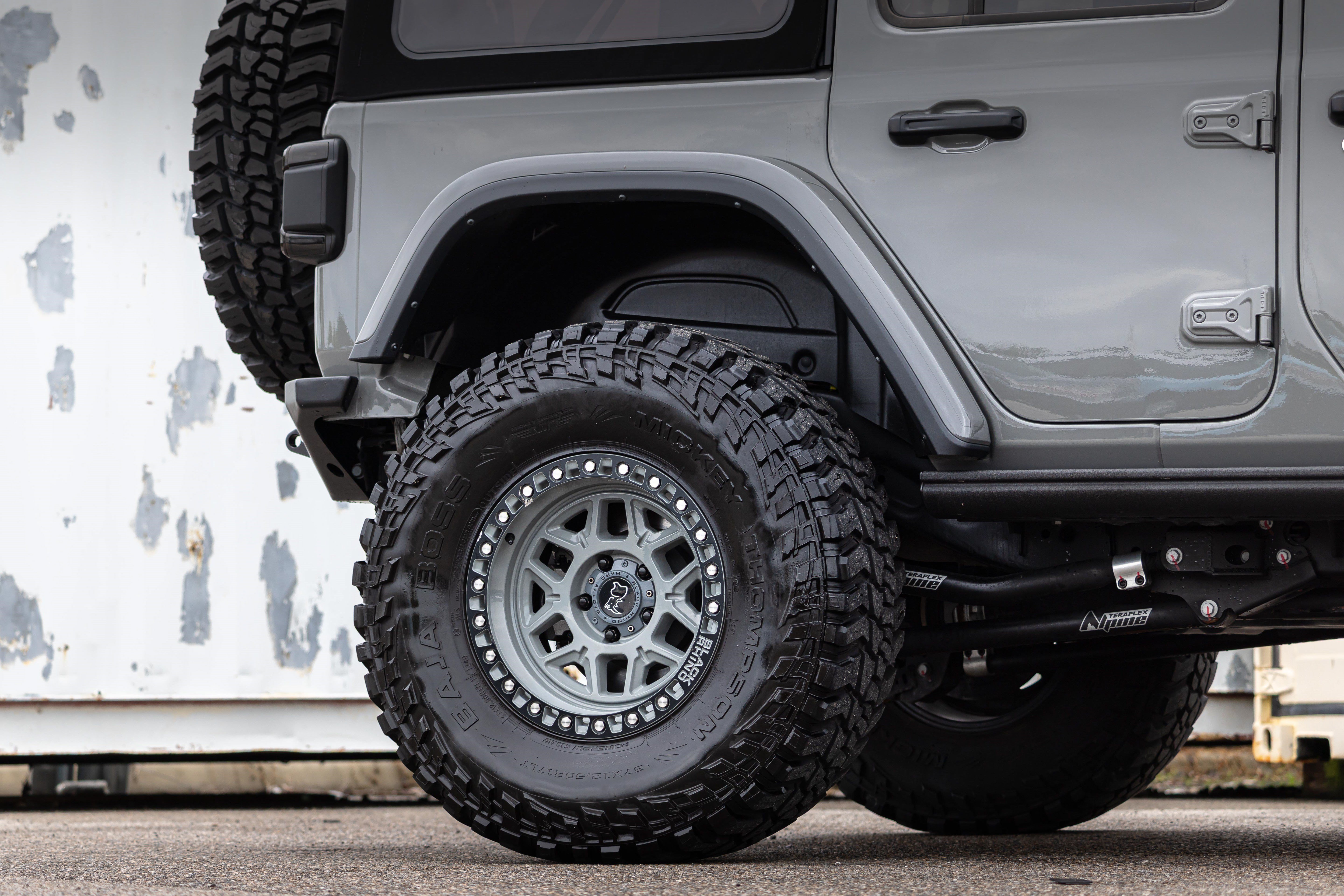 Used 2023 Jeep Wrangler Unlimited Rubicon w/ Cold Weather Group AWD/4WD image 35