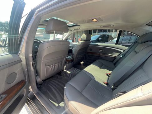 Used 2006 BMW 750Li image 16