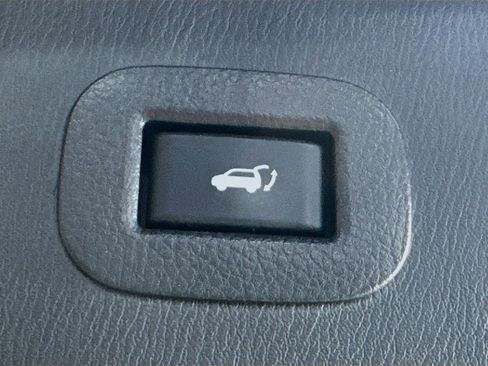 Used 2023 INFINITI QX80 Luxe w/ Cargo Package image 32