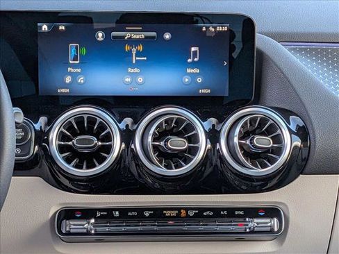 Certified 2025 Mercedes-Benz GLA 250 GLA 250 image 13