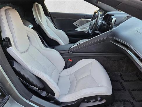 Used 2022 Chevrolet Corvette Stingray Preferred Cpe w/ Z51 Performance Package image 18