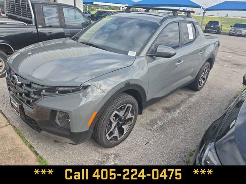 Used 2024 Hyundai Santa Cruz Limited AWD/4WD image 2