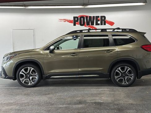 Used 2023 Subaru Ascent Limited w/ Technology Package AWD/4WD image 6