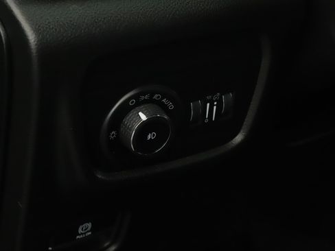 Used 2022 Jeep Grand Cherokee L Summit w/ Advanced Protech Group IV image 11