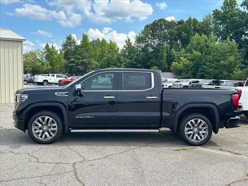 New 2026 GMC Sierra 1500 Denali AWD/4WD image 7