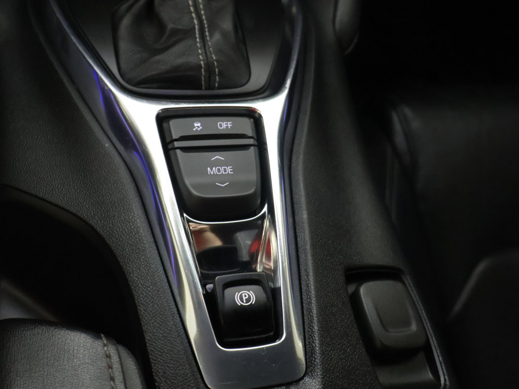 Used 2020 Chevrolet Camaro SS RWD image 47