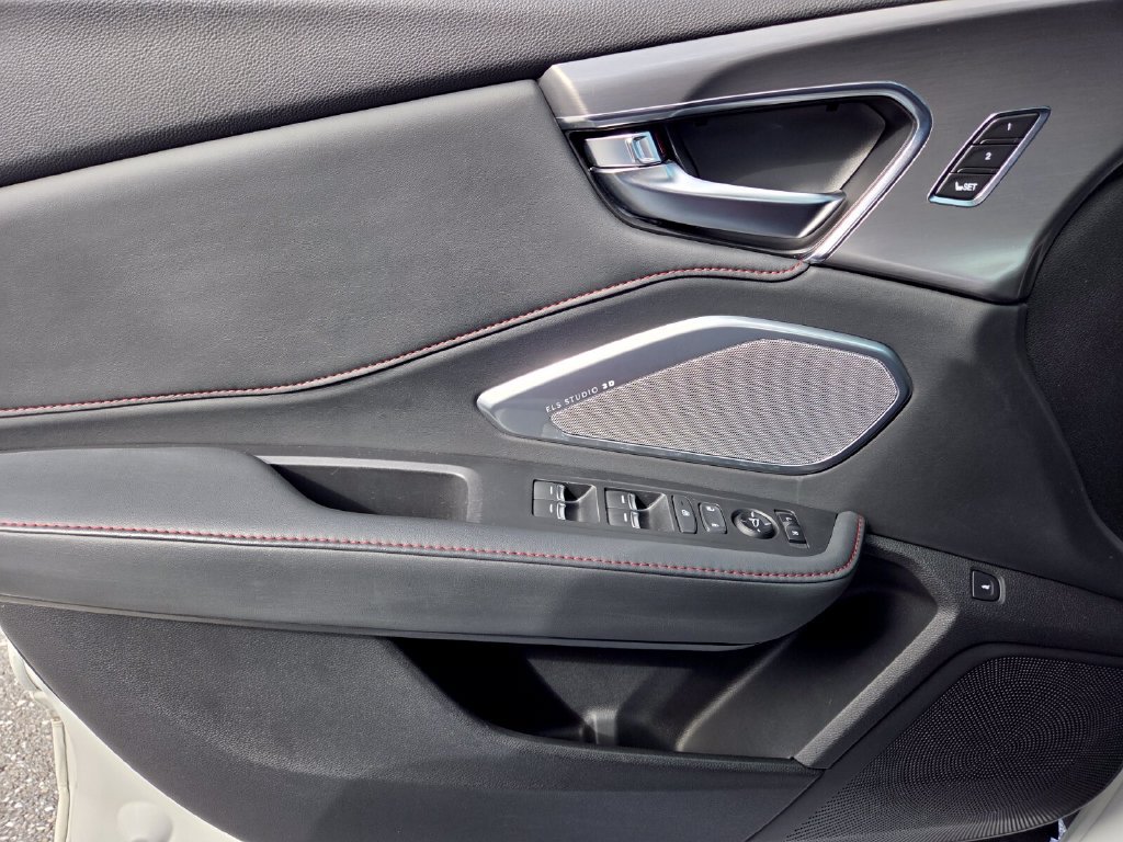 Used 2021 Acura RDX w/ Advance Package FWD image 30