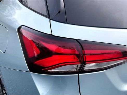 Used 2022 Chevrolet Equinox Premier image 23