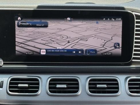 Used 2024 Mercedes-Benz GLS 450 4MATIC image 10