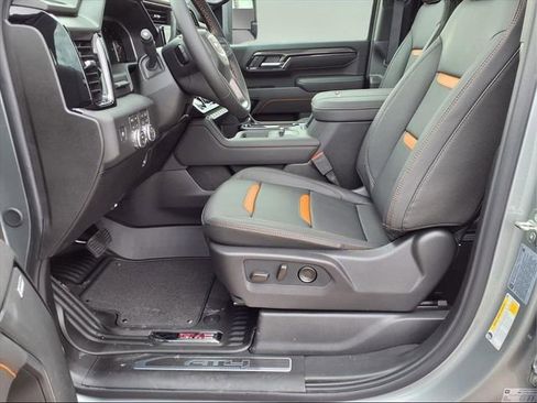 New 2026 GMC Sierra 2500 AT4 w/ AT4 Premium Plus Package image 24