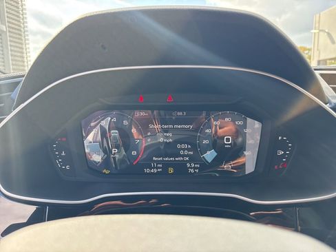 New 2025 Audi Q3 2.0T Premium image 21