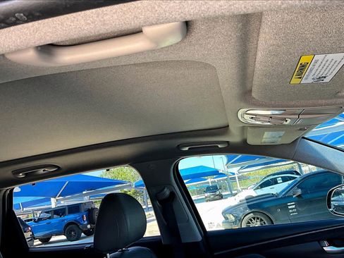 Used 2020 Hyundai Santa Fe Limited image 14