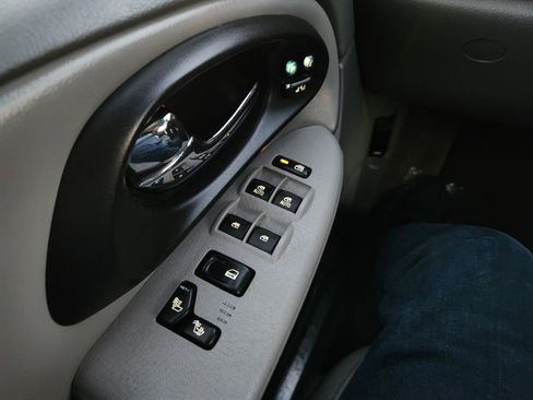 Used 2006 Chevrolet TrailBlazer LT image 18