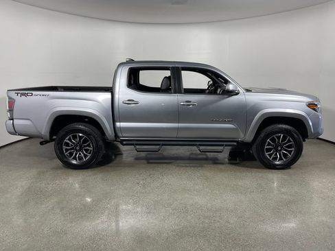 Certified 2022 Toyota Tacoma TRD Sport w/ TRD Premium Sport Package RWD image 2