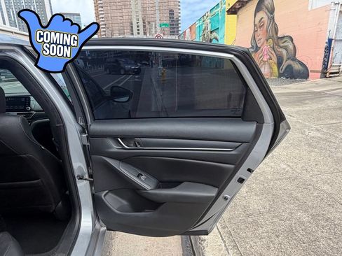 Used 2019 Honda Accord Sport image 11