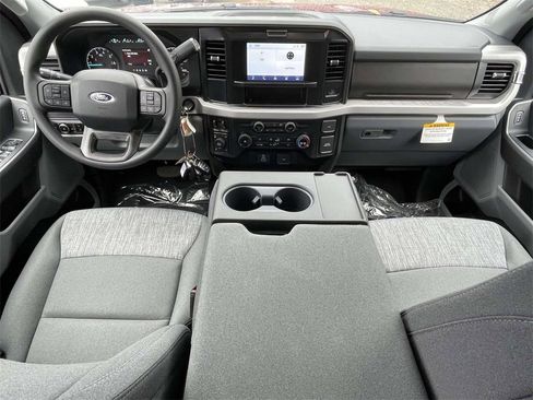 New 2026 Ford F250 XLT image 11