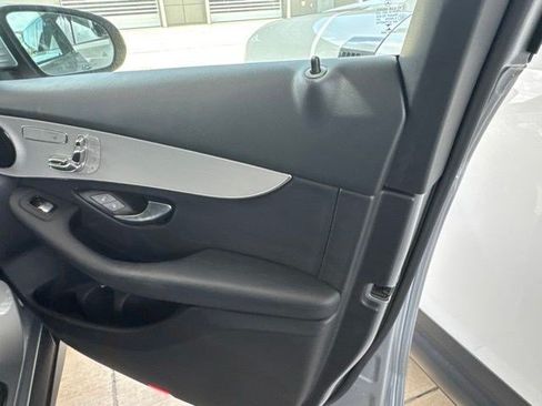 Used 2022 Mercedes-Benz GLC 300 image 59
