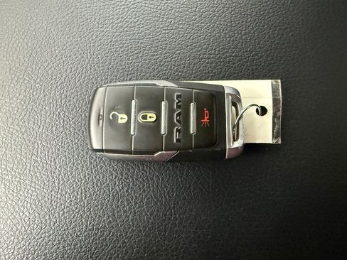 Used 2020 RAM 1500 Big Horn image 30