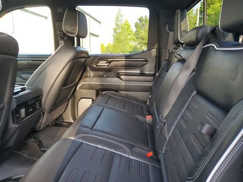 Used 2025 GMC Sierra 1500 AT4X AWD/4WD image 11