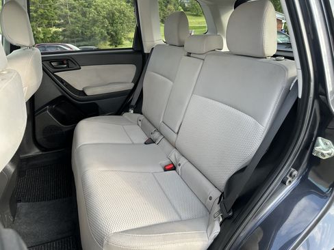 Used 2014 Subaru Forester 2.5i Premium w/ All-Weather Package AWD/4WD image 14