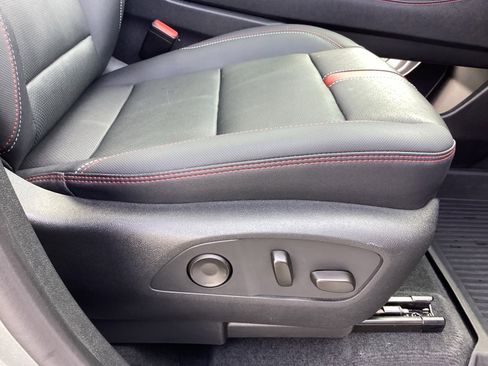 Used 2024 Chevrolet Traverse RS w/ LPO, Floor Liner Package image 20