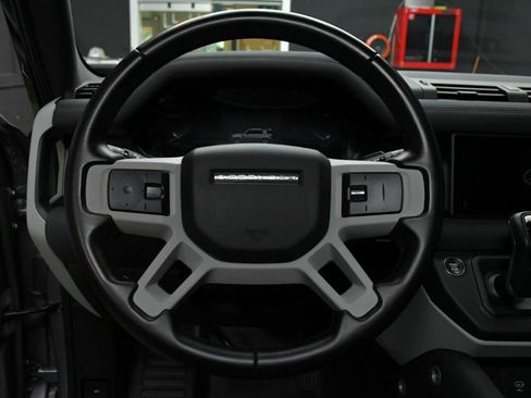 Used 2023 Land Rover Defender 110 X-Dynamic SE AWD/4WD image 30