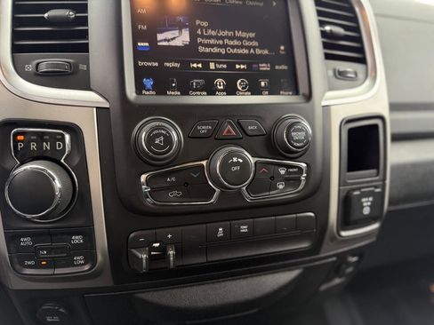 Used 2015 RAM 1500 Big Horn image 25