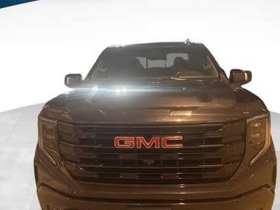 Used 2022 GMC Sierra 1500 Elevation w/ Preferred Package