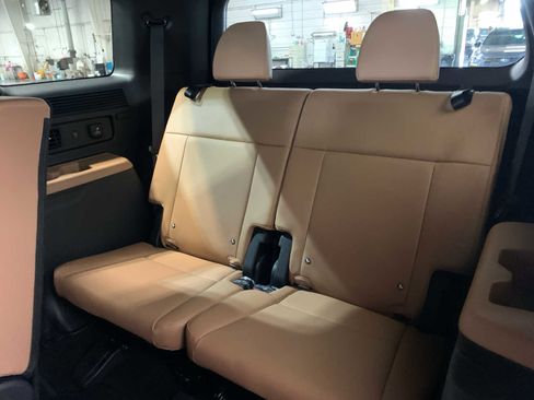 New 2025 Hyundai Santa Fe Limited image 5