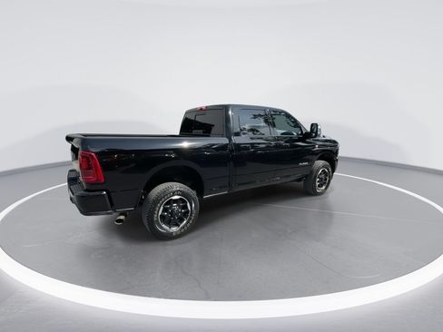 Used 2026 RAM 2500 Laramie AWD/4WD image 2