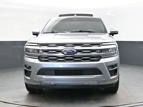 Used 2024 Ford Expedition Platinum image 10