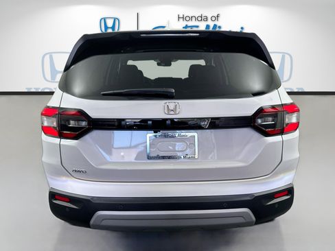 New 2025 Honda Pilot EX-L image 5