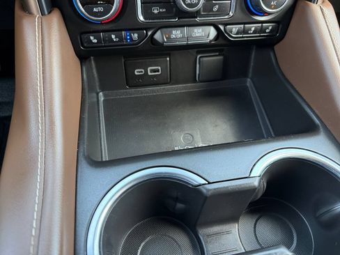 Used 2023 Chevrolet Tahoe High Country w/ Advanced Technology Package AWD/4WD image 22