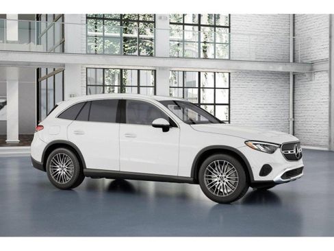Certified 2025 Mercedes-Benz GLC 300 image 13