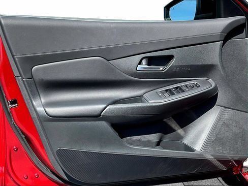 Used 2026 Nissan Sentra SV w/ SV Convenience Package FWD image 23