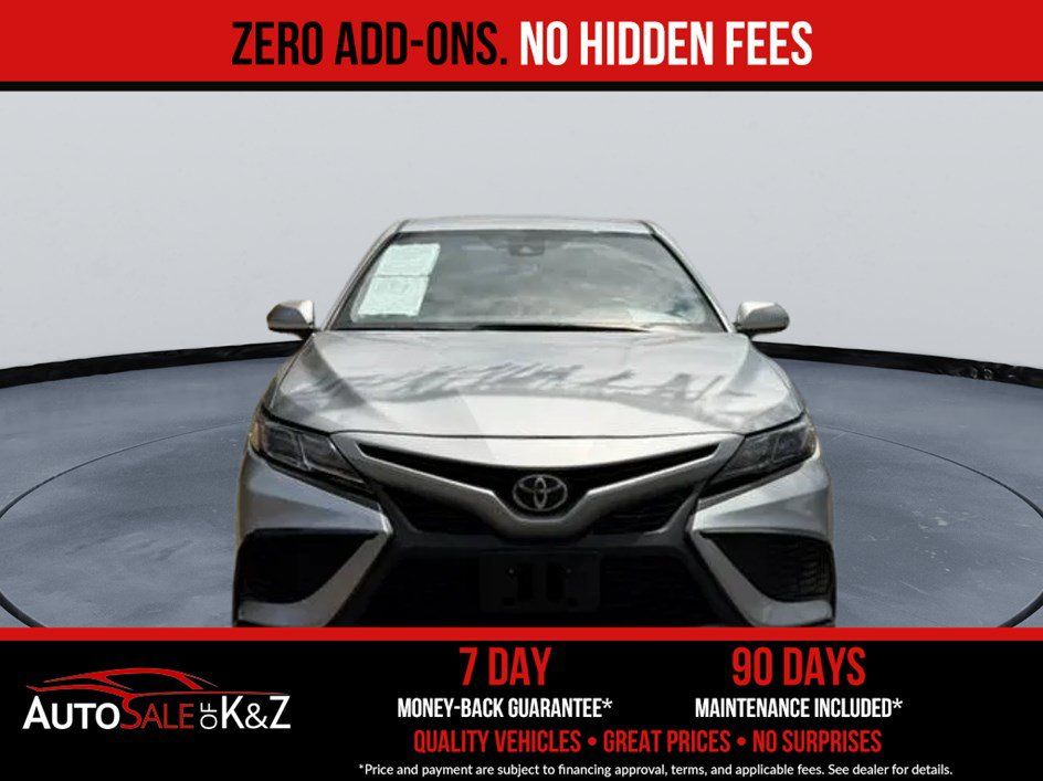Used 2021 Toyota Camry SE FWD image 2