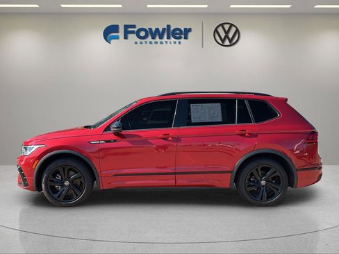 Used 2024 Volkswagen Tiguan SE R-Line w/ MDO Package, Three-Row FWD image 4