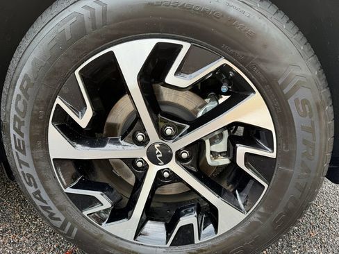 Used 2023 Kia Sportage EX FWD image 34
