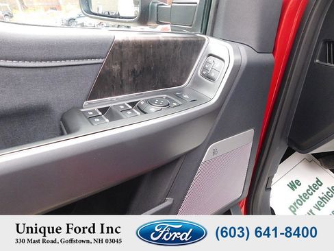 Used 2024 Ford F250 Lariat w/ Black Appearance Package image 16