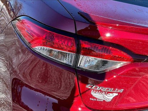 Used 2025 Toyota Corolla SE image 31