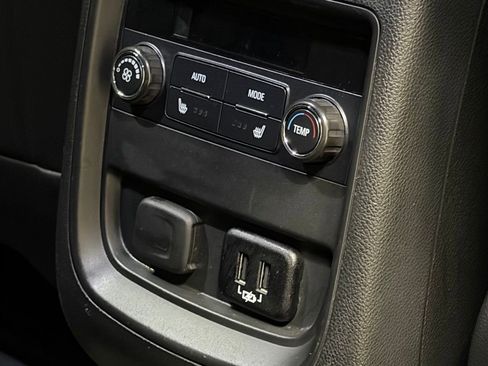 Certified 2017 Buick Envision Essence image 24