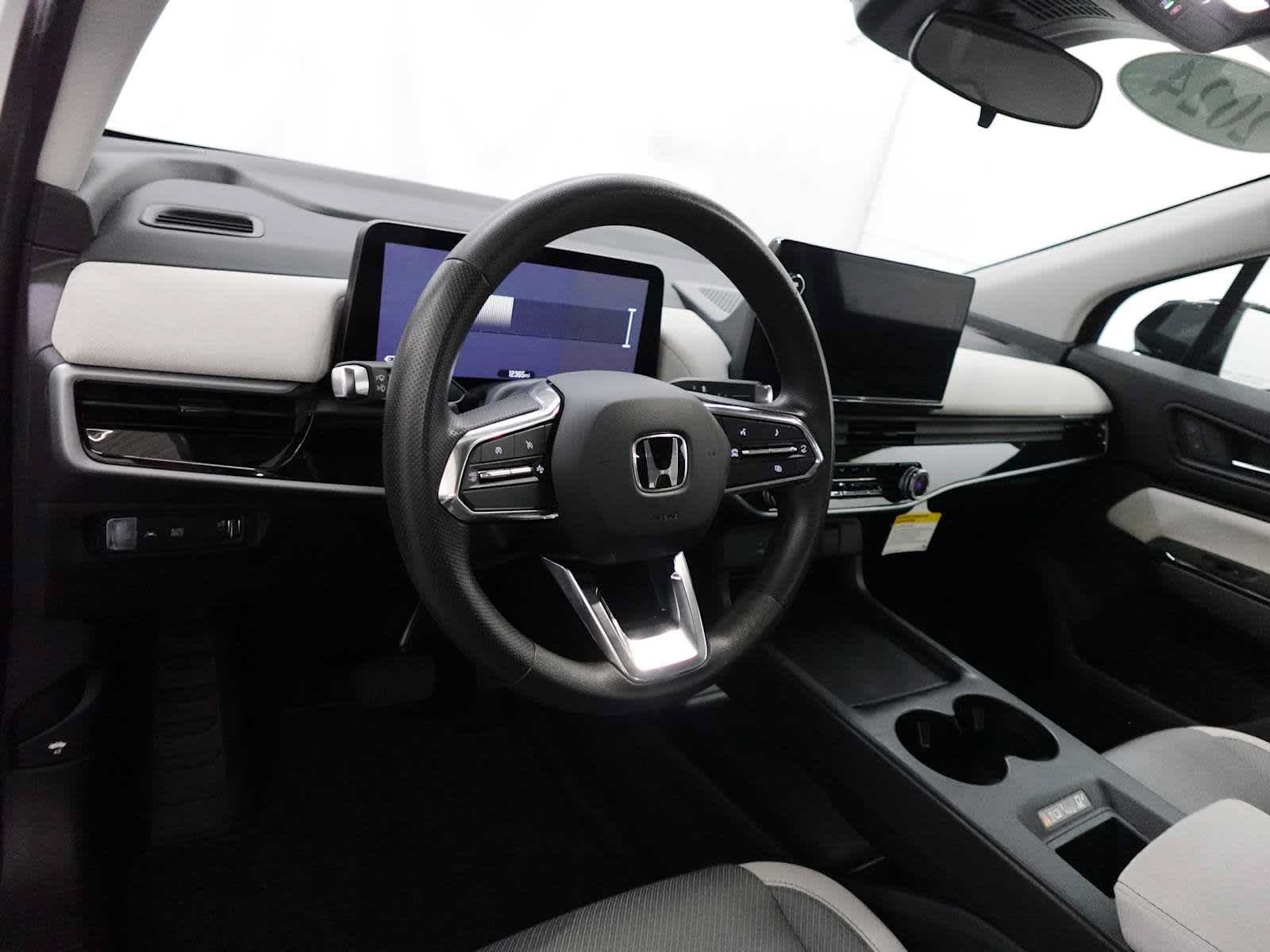 Used 2024 Honda Prologue EX image 15