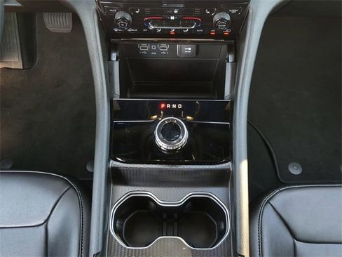 Used 2024 Jeep Grand Cherokee L Limited w/ Black Appearance Package image 23