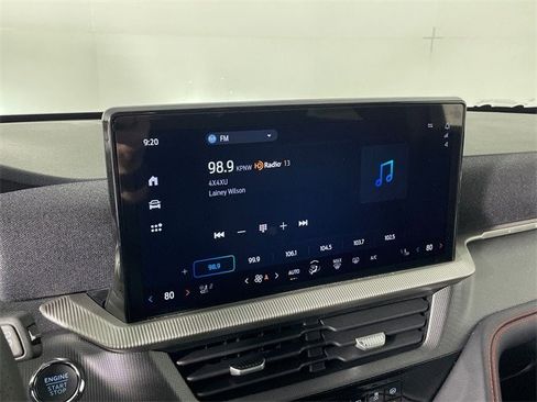 Used 2025 Ford Explorer ST-Line image 6