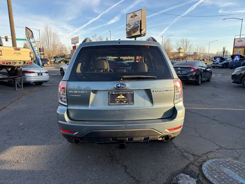 Used 2010 Subaru Forester 2.5X Limited image 5