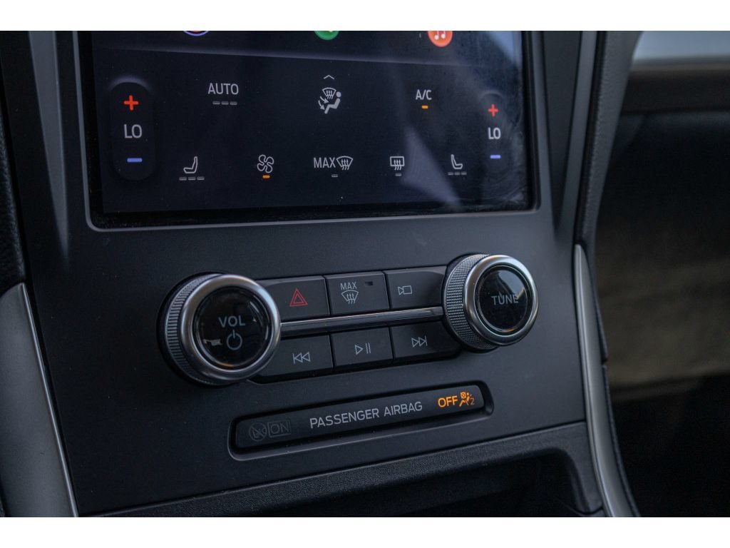 Used 2024 Ford Edge SEL AWD/4WD image 25